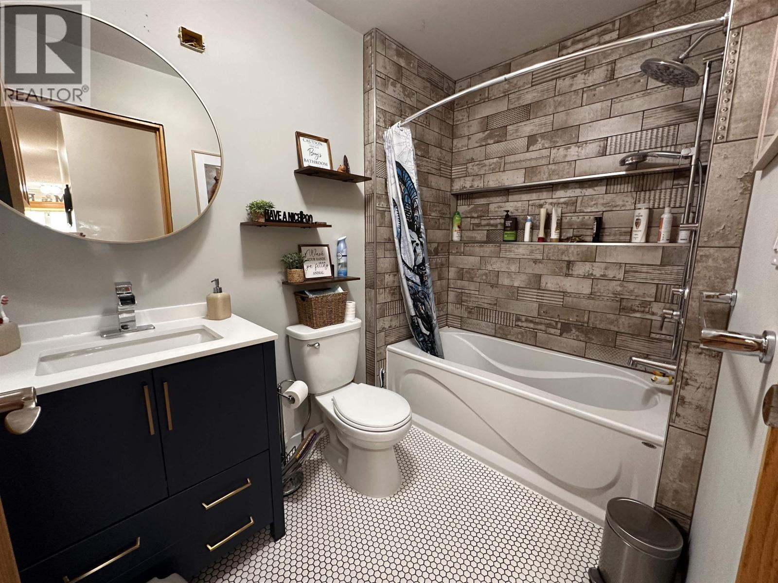 












5512 MINNAKER CRESCENT

,
Fort Nelson,




British Columbia
V0C1R0

