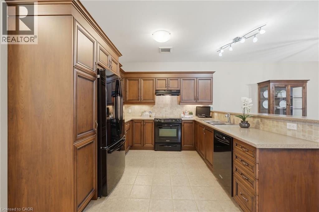 












6 MANORWOOD Road

,
Smithville,




Ontario
L0R2A0

