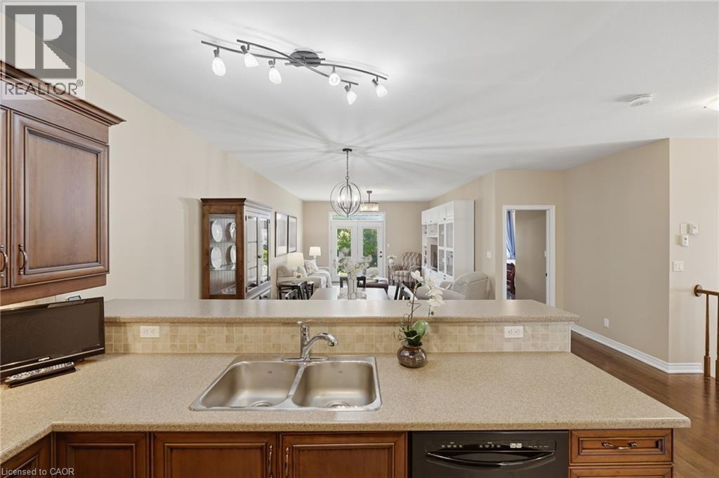 












6 MANORWOOD Road

,
Smithville,




Ontario
L0R2A0

