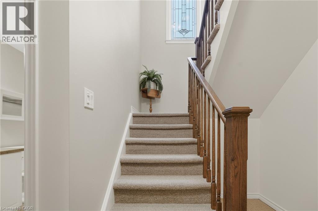 












6 MANORWOOD Road

,
Smithville,




Ontario
L0R2A0

