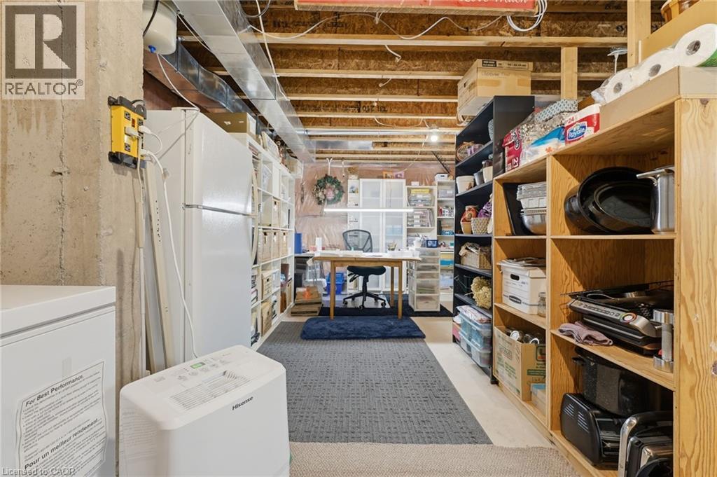 












6 MANORWOOD Road

,
Smithville,




Ontario
L0R2A0

