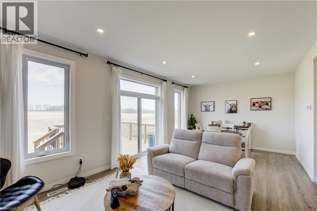 












38 CANARY Street

,
Tillsonburg,




Ontario
N4G0K3

