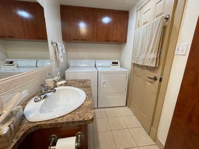 









345

 - 347


Rue Laurier

,
Saint-Jean-sur-Richelieu,




QC
J3B6L2


