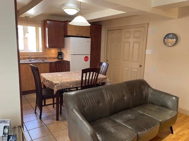 









345

 - 347


Rue Laurier

,
Saint-Jean-sur-Richelieu,




QC
J3B6L2

