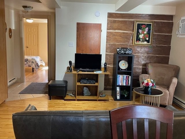 









345

 - 347


Rue Laurier

,
Saint-Jean-sur-Richelieu,




QC
J3B6L2

