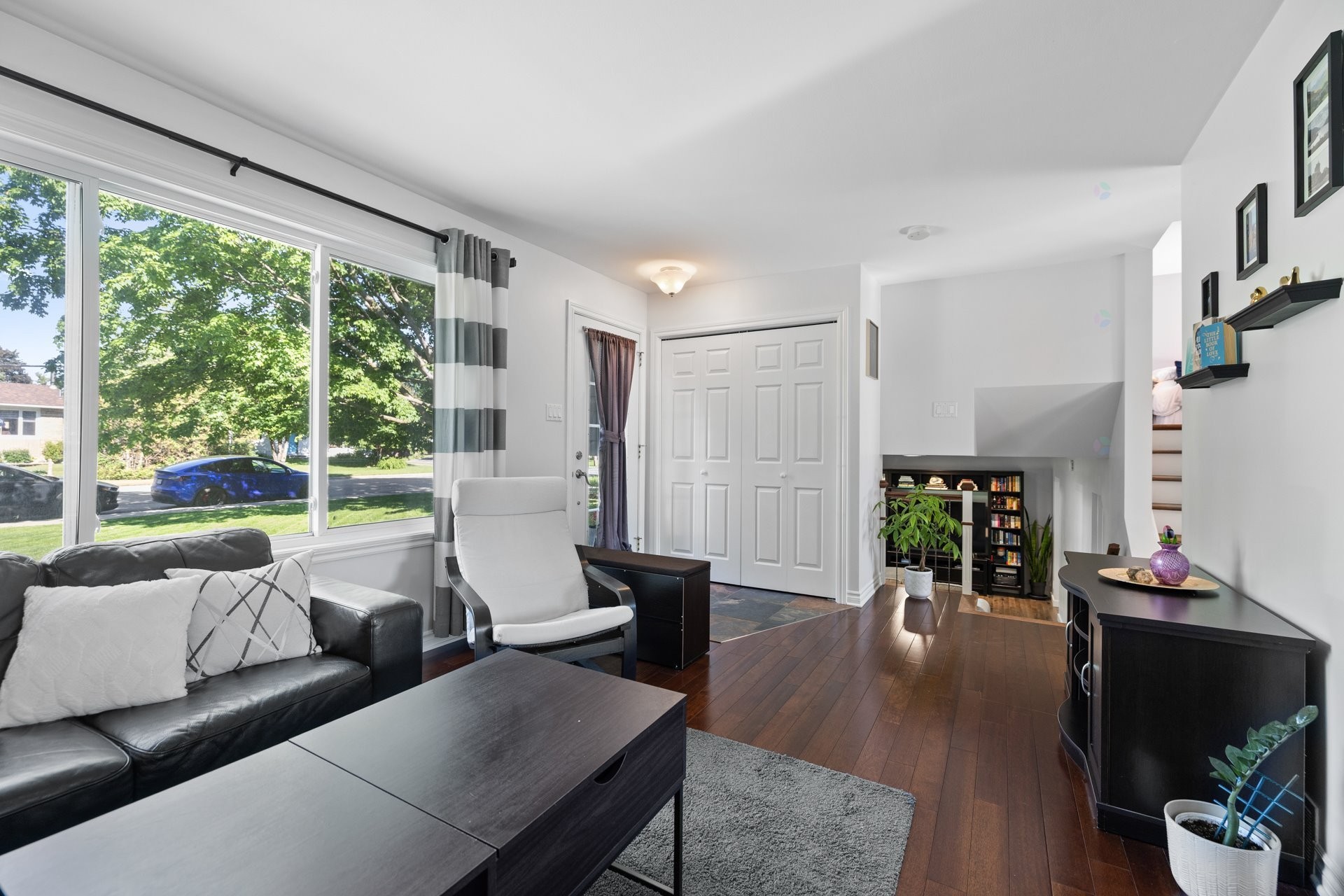 









207


Boul. de l'Île

,
Pincourt,




QC
J7W3R8

