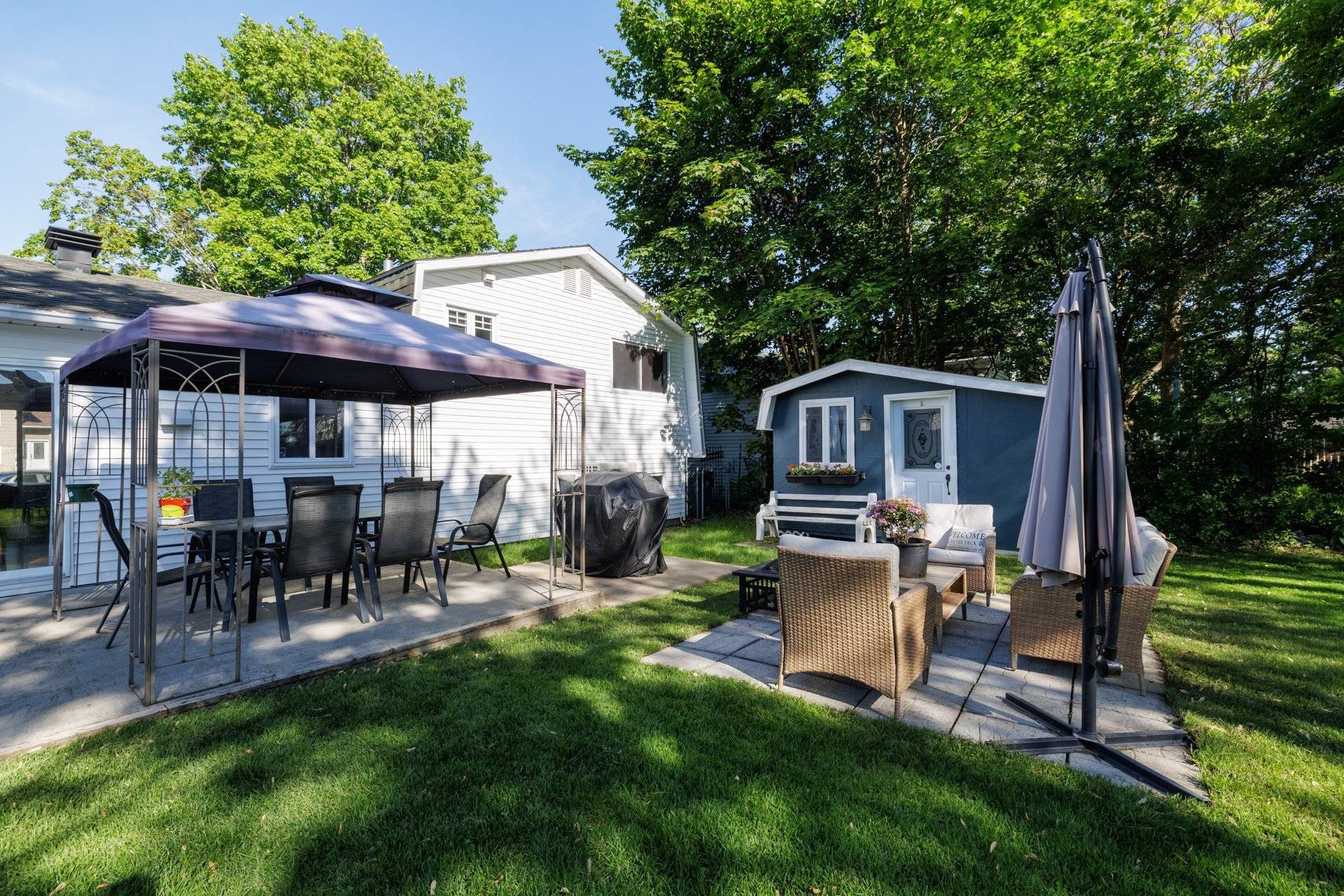 









207


Boul. de l'Île

,
Pincourt,




QC
J7W3R8

