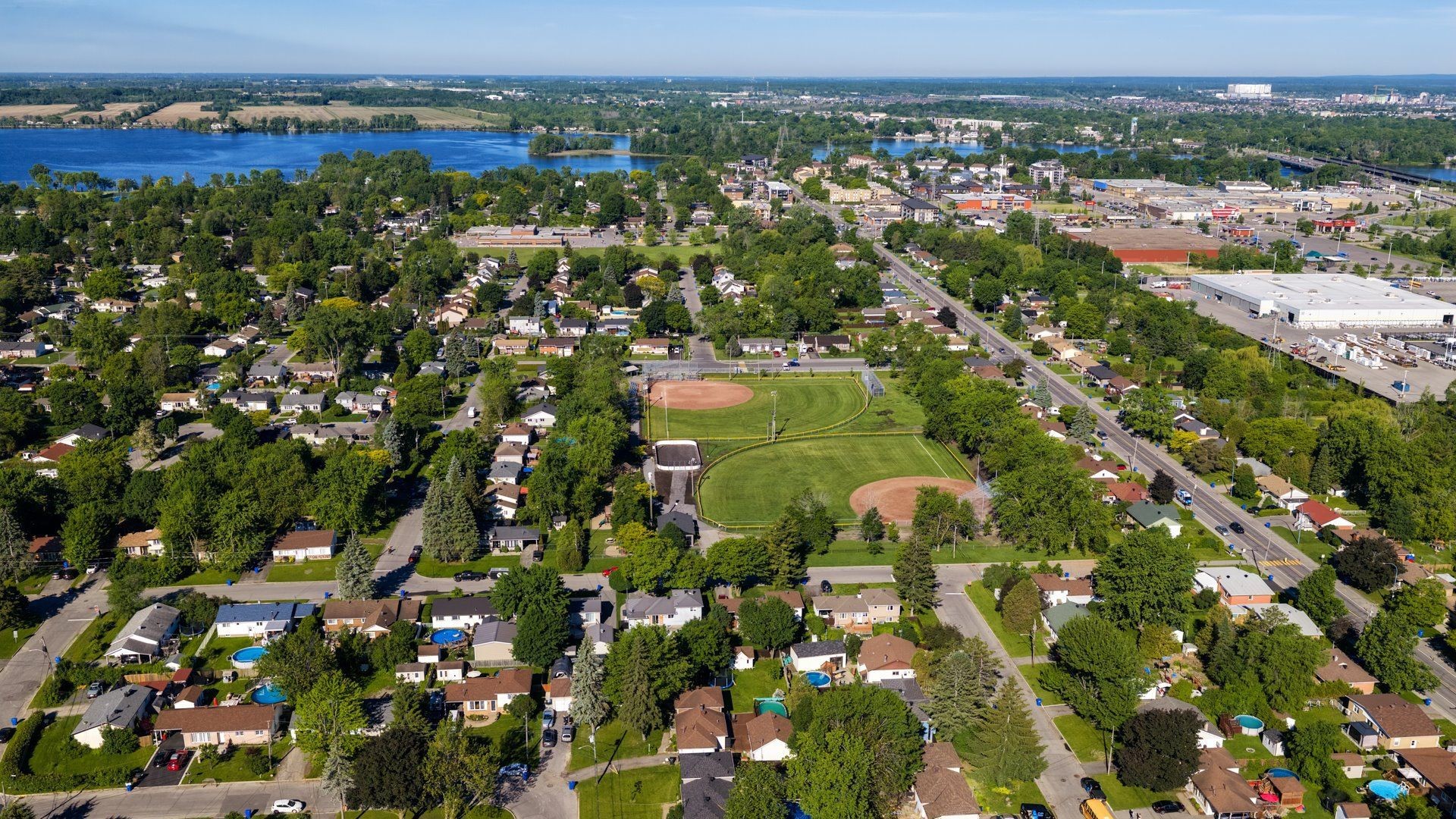 









207


Boul. de l'Île

,
Pincourt,




QC
J7W3R8

