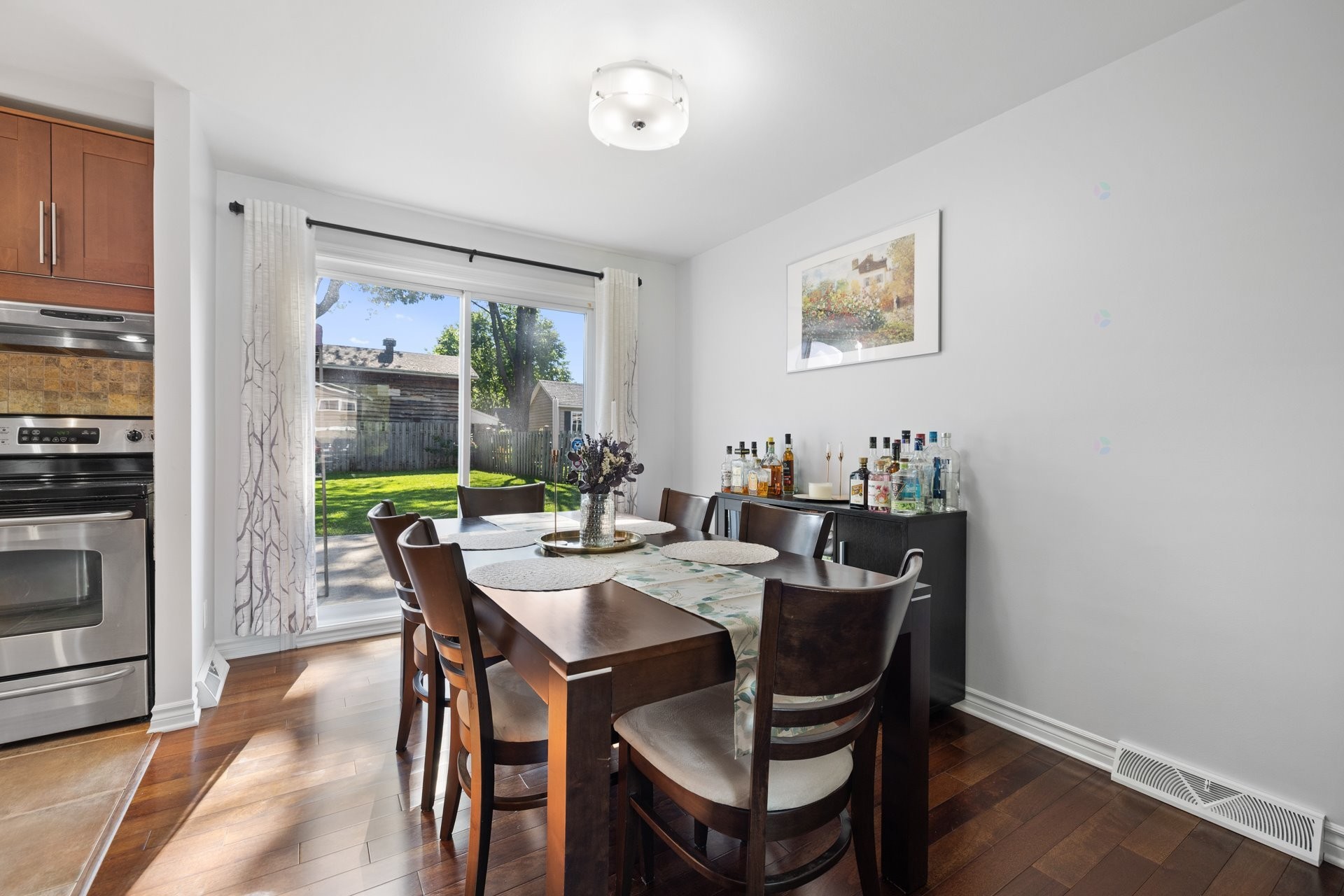 









207


Boul. de l'Île

,
Pincourt,




QC
J7W3R8

