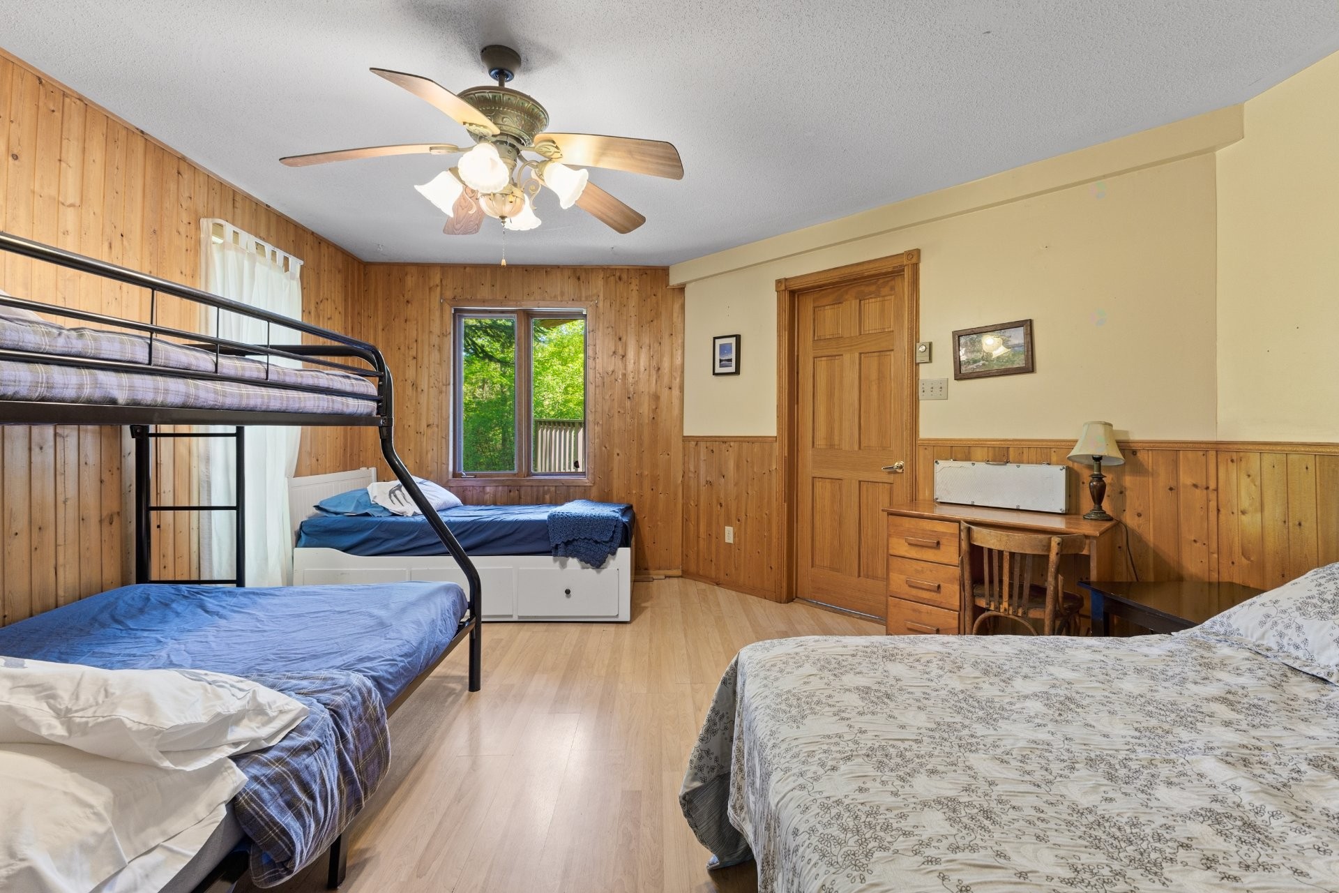 









105


Ch. du Lac-Chauncey

,
Mulgrave-et-Derry,




QC
J8L2W9


