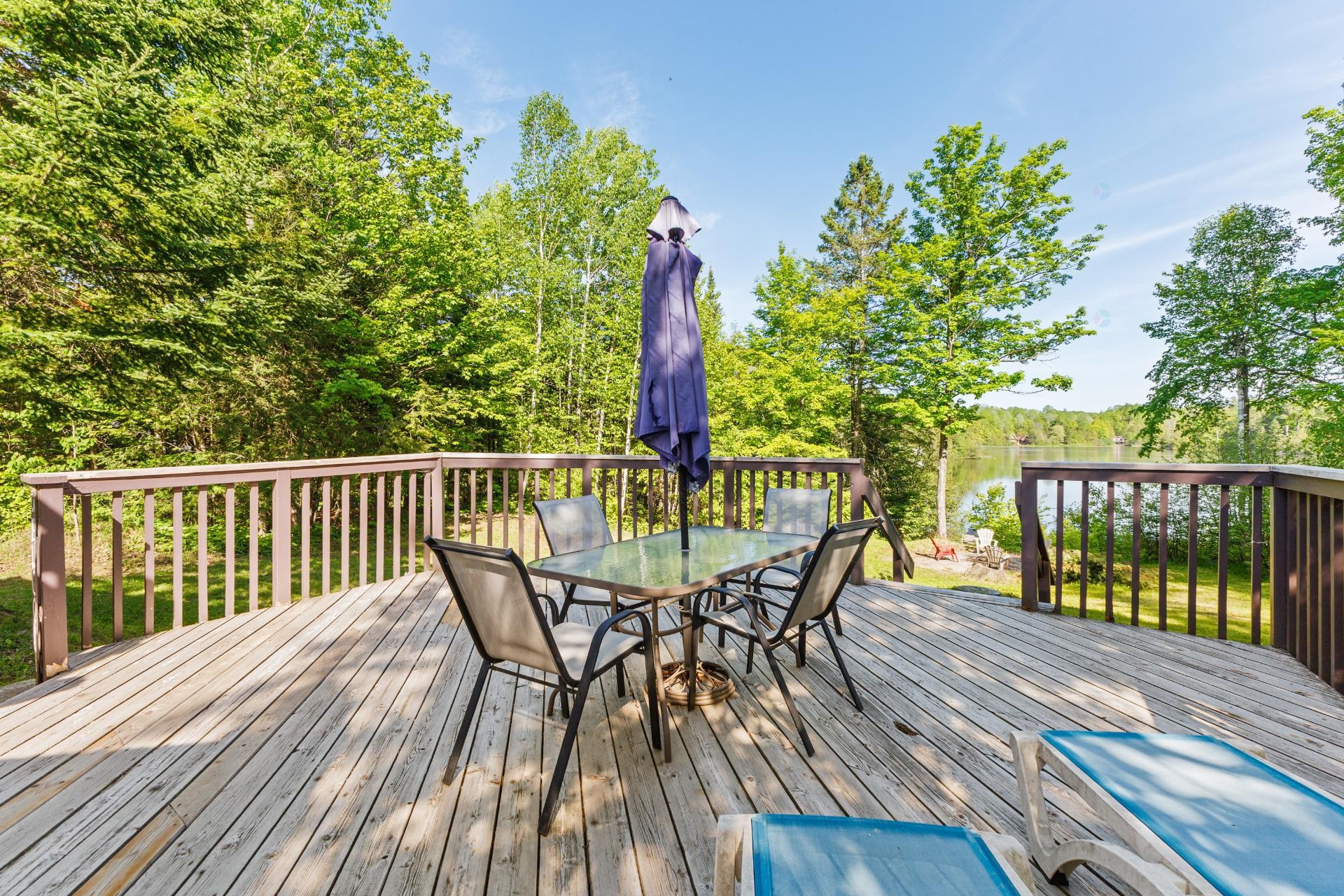 









105


Ch. du Lac-Chauncey

,
Mulgrave-et-Derry,




QC
J8L2W9

