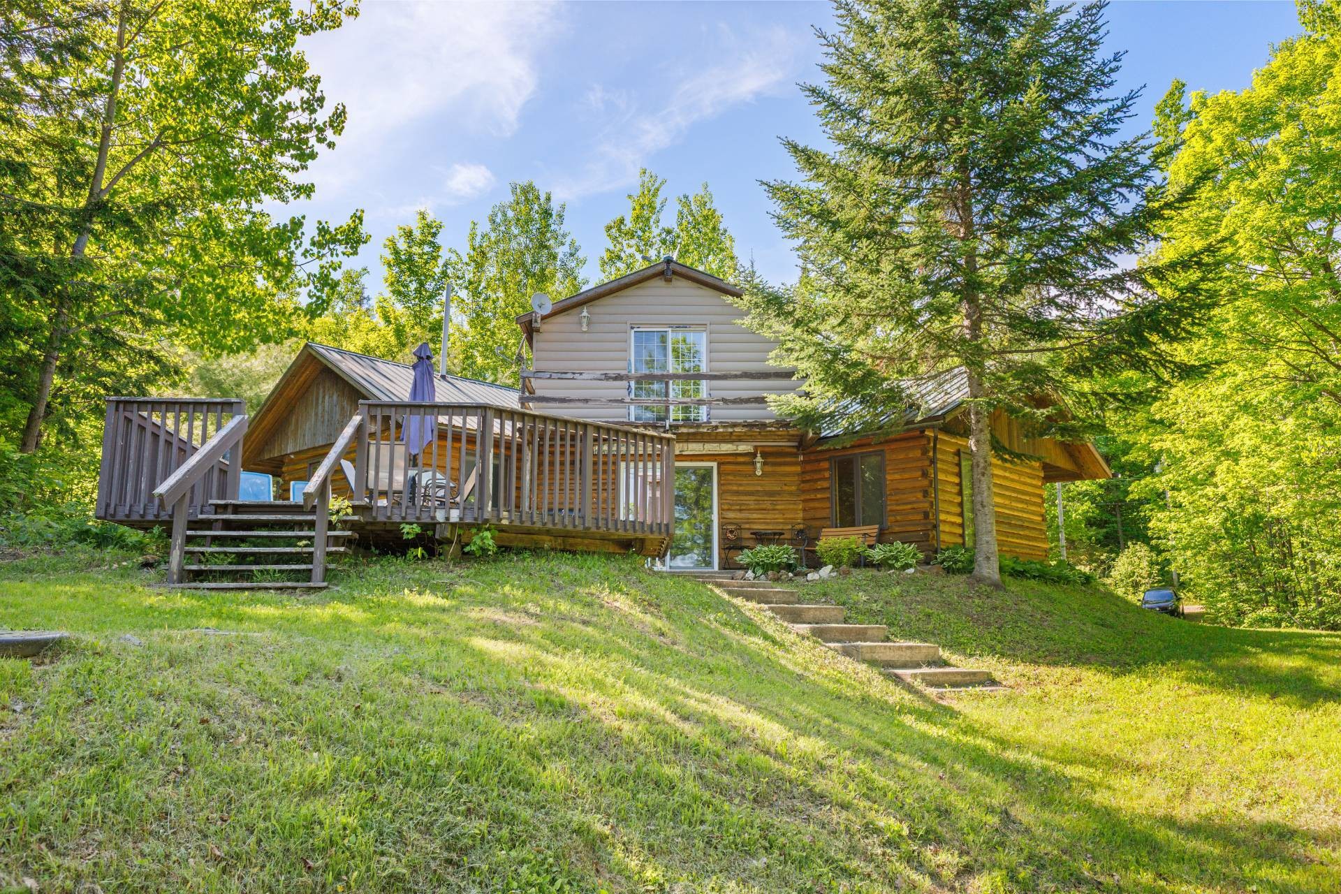 









105


Ch. du Lac-Chauncey

,
Mulgrave-et-Derry,




QC
J8L2W9

