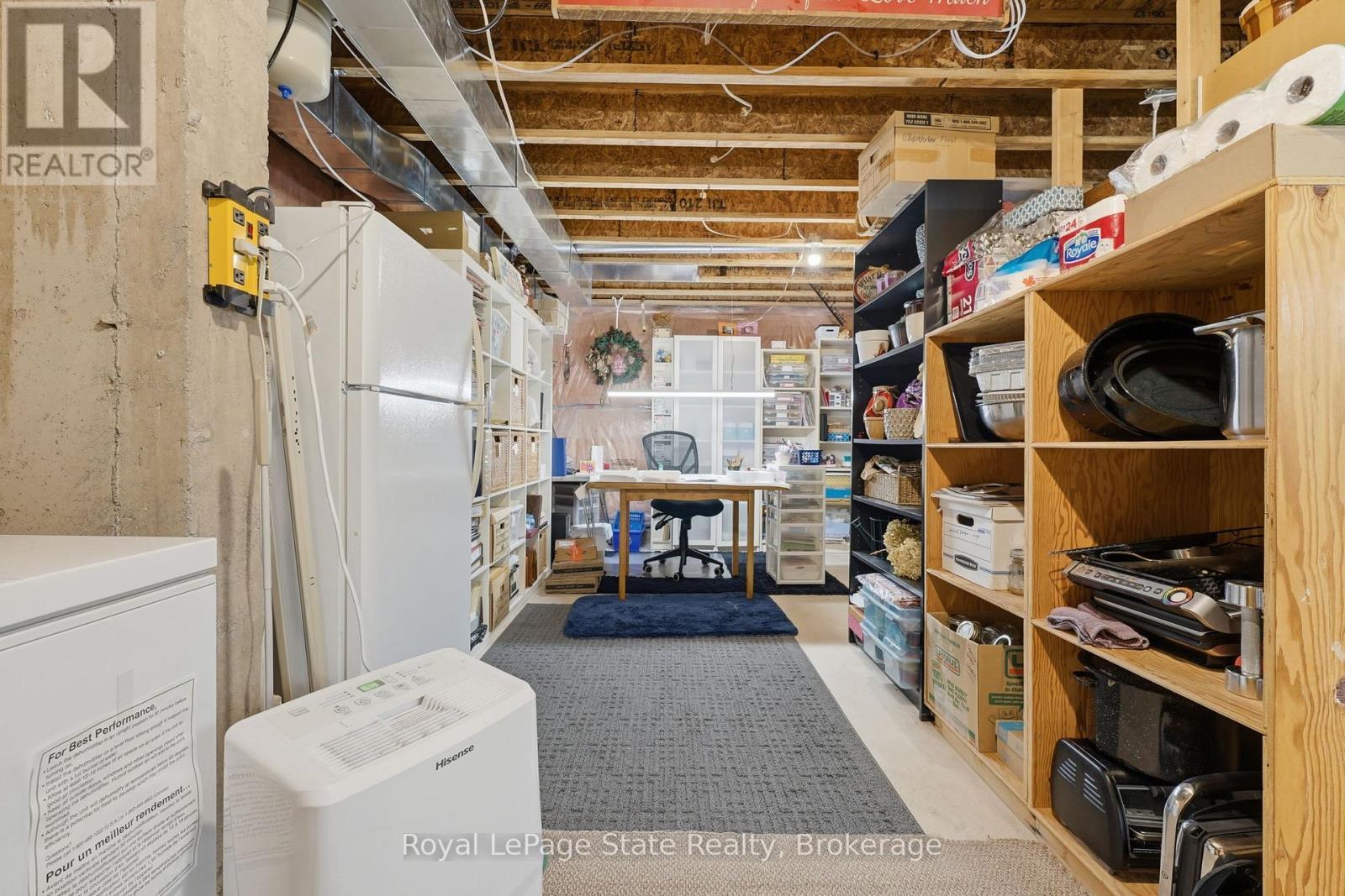 












6 MANORWOOD DRIVE

,
West Lincoln (Smithville),




Ontario
L0R2A0

