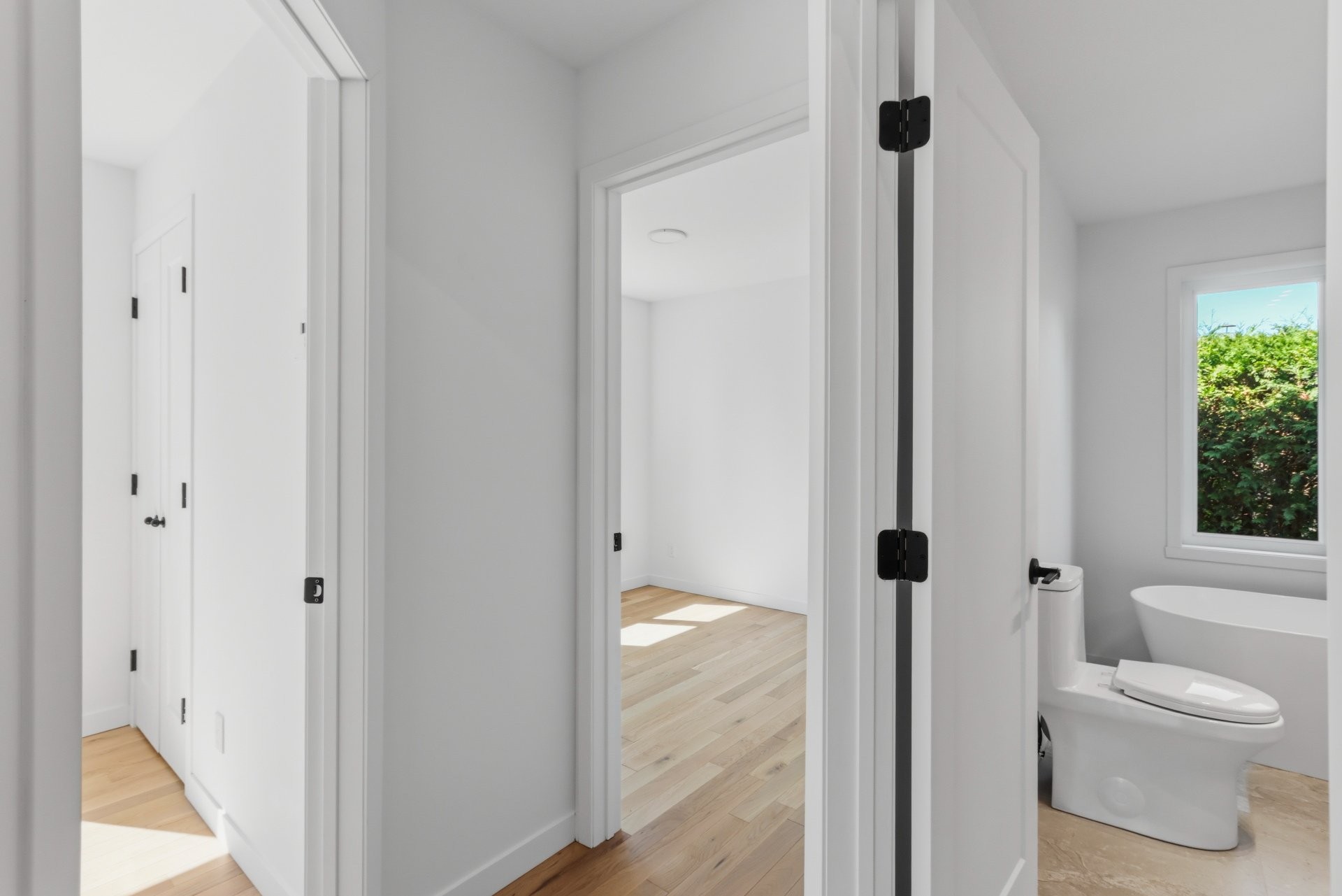 









8


Rue Tougas

,
Châteauguay,




QC
J6J2Z4


