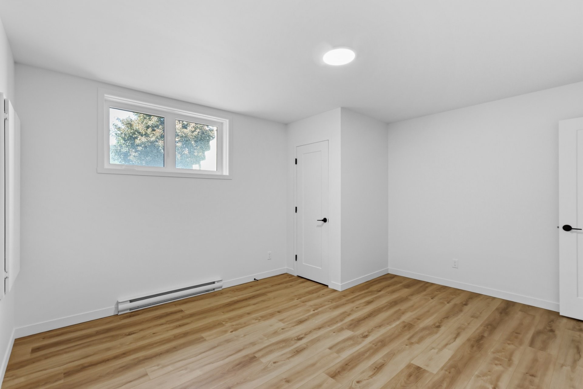 









8


Rue Tougas

,
Châteauguay,




QC
J6J2Z4

