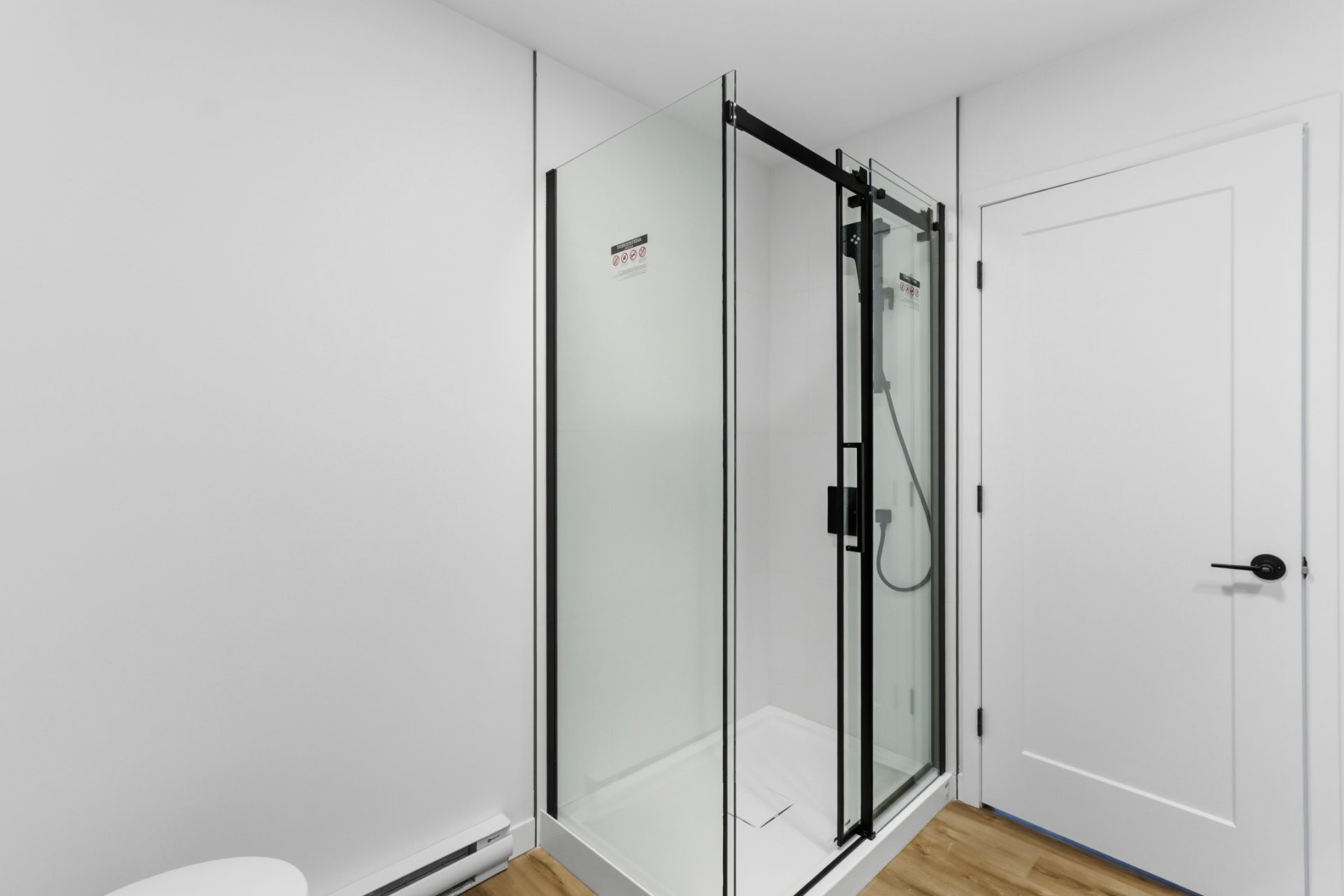 









8


Rue Tougas

,
Châteauguay,




QC
J6J2Z4

