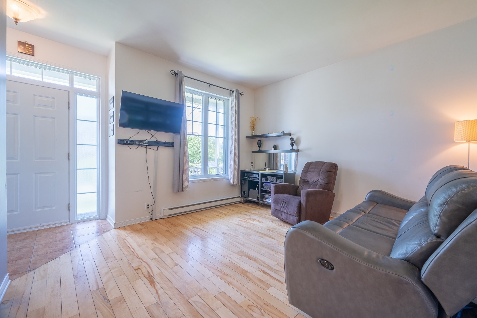 









294


Rue du Ruisseau

,
Napierville,




QC
J0J1L0

