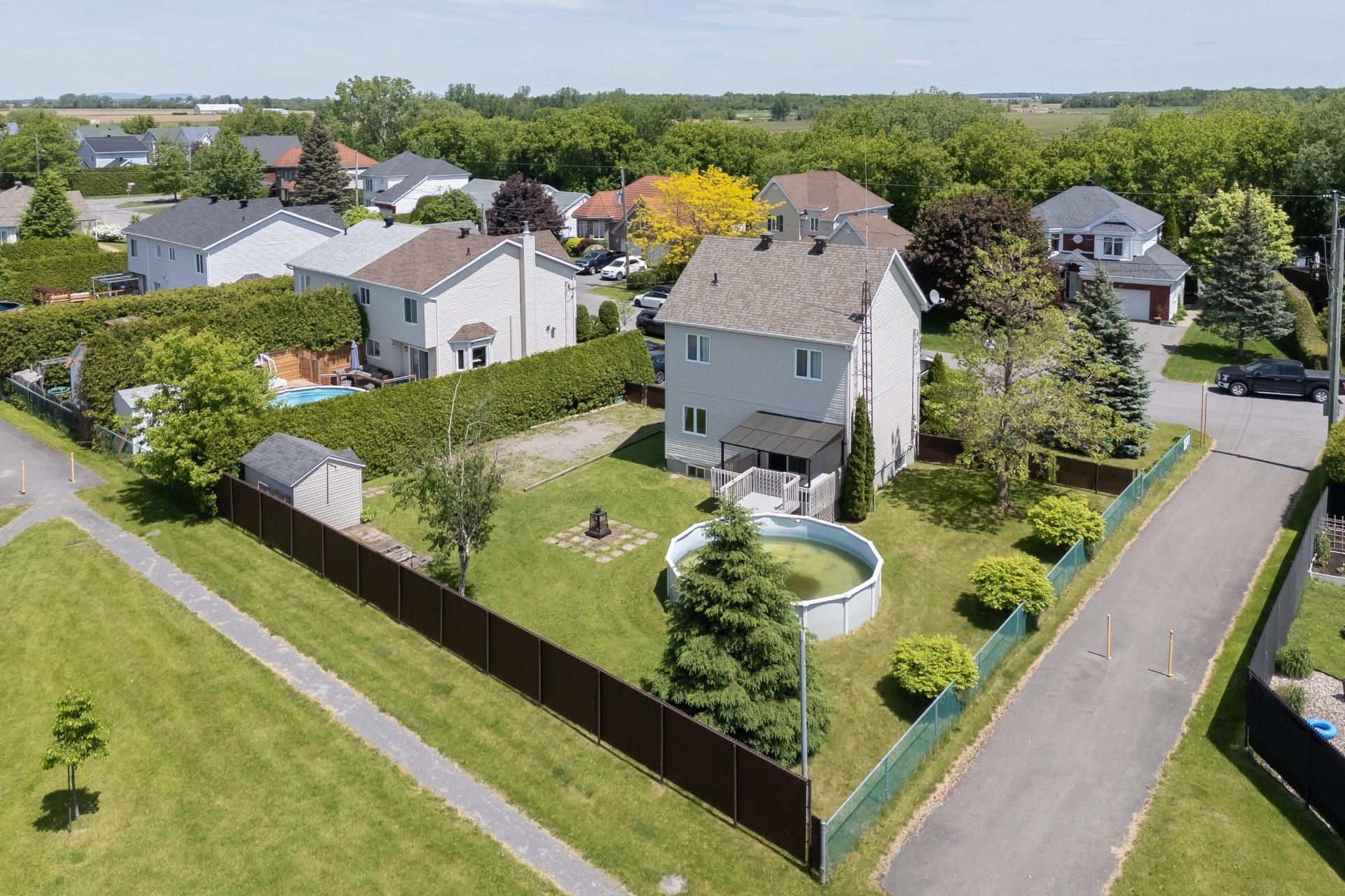 









294


Rue du Ruisseau

,
Napierville,




QC
J0J1L0

