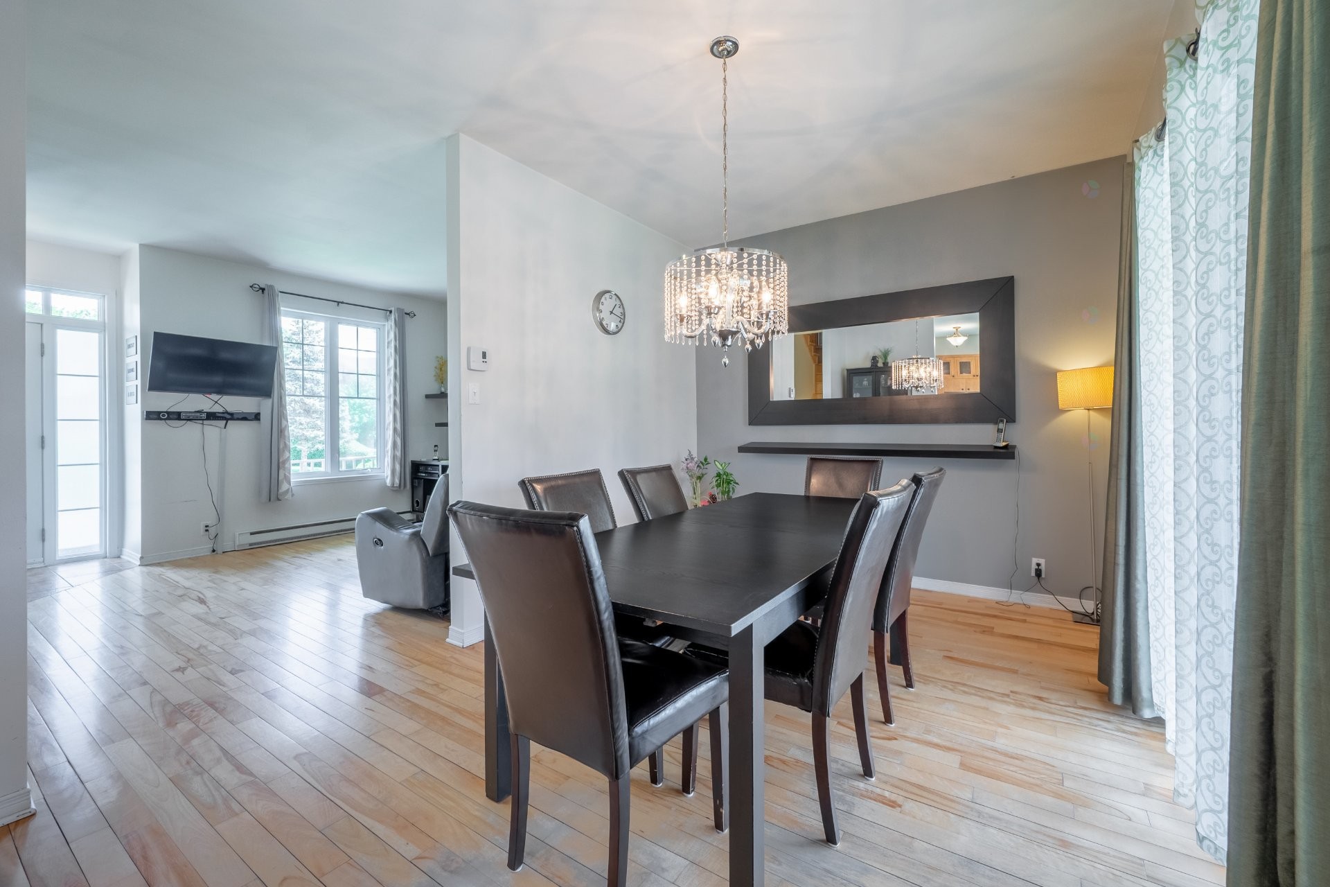 









294


Rue du Ruisseau

,
Napierville,




QC
J0J1L0

