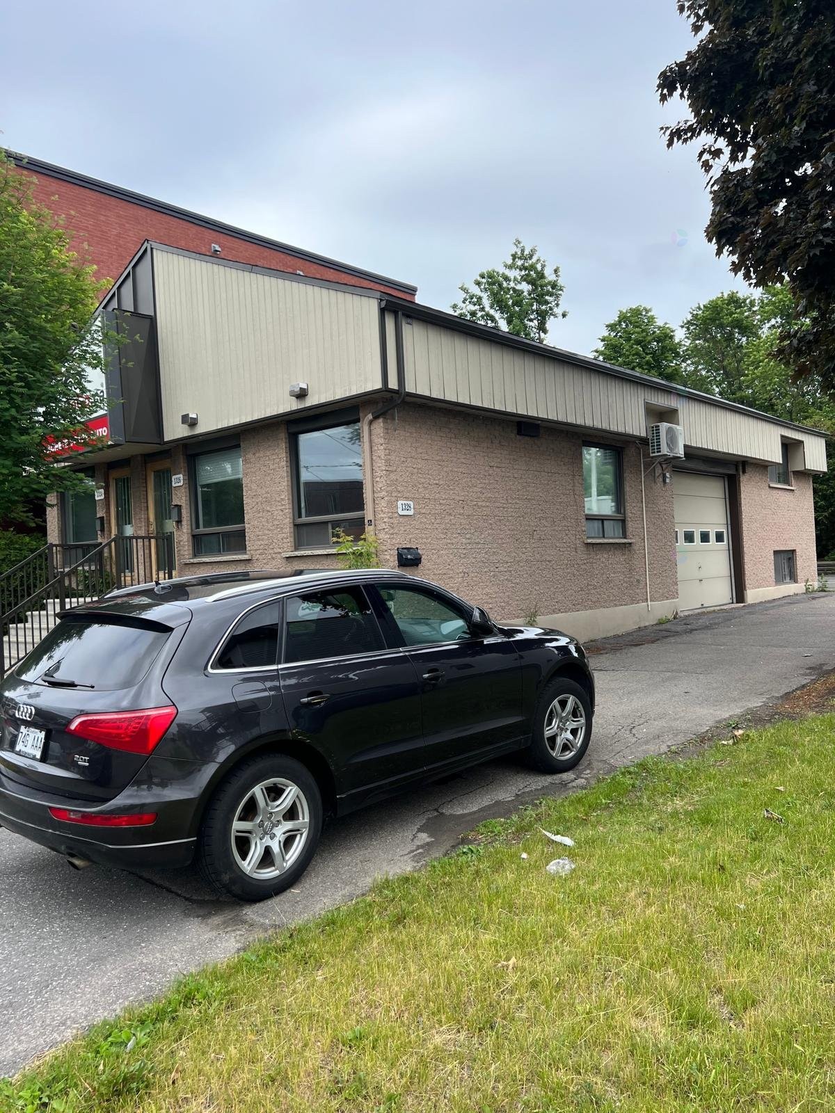 









1326


Ch. du Coteau-Rouge

,
Longueuil (Le Vieux-Longueuil),




QC
J4K1X6

