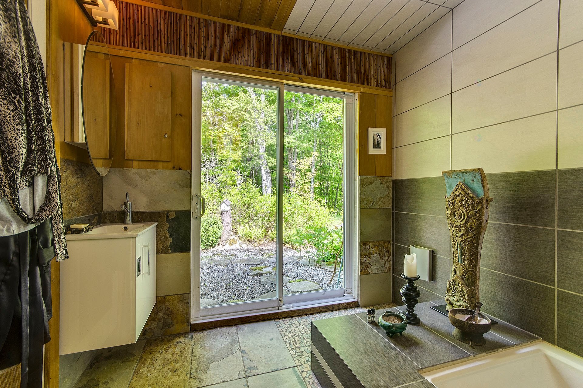 









17


Ch. McFarland

,
Hatley - Canton,




QC
J0B2C0

