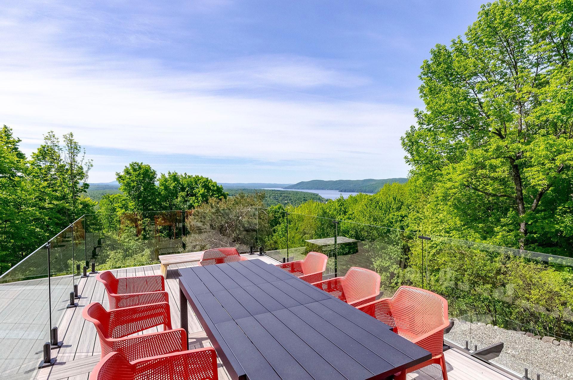 









17


Ch. McFarland

,
Hatley - Canton,




QC
J0B2C0

