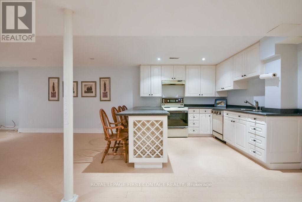 












51 CARTWRIGHT DRIVE

,
Barrie,




Ontario
L4M6G3

