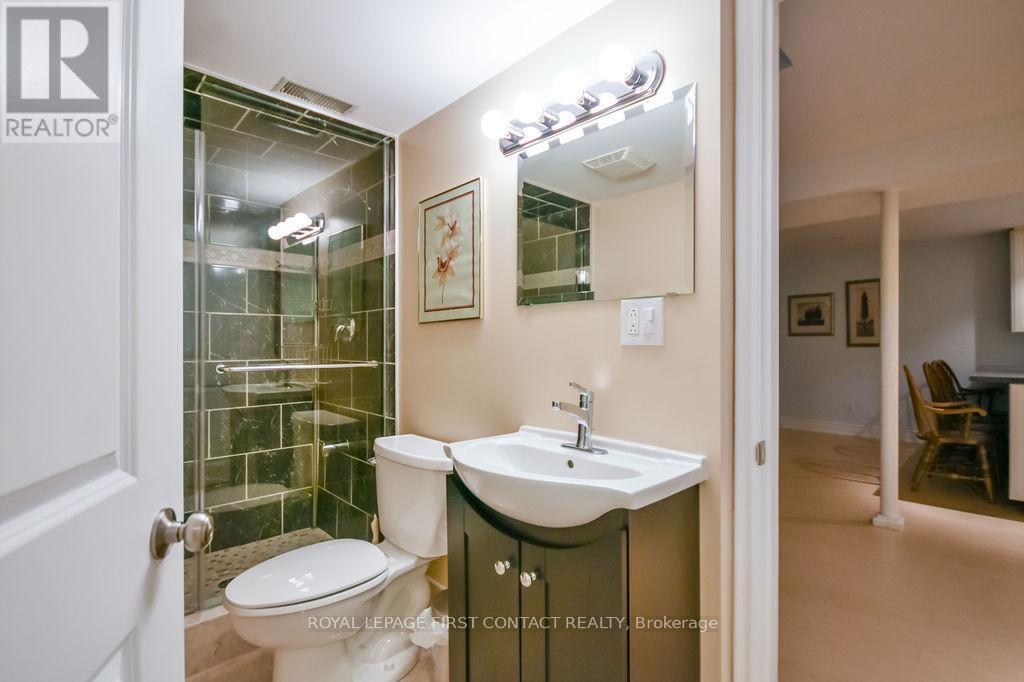 












51 CARTWRIGHT DRIVE

,
Barrie,




Ontario
L4M6G3

