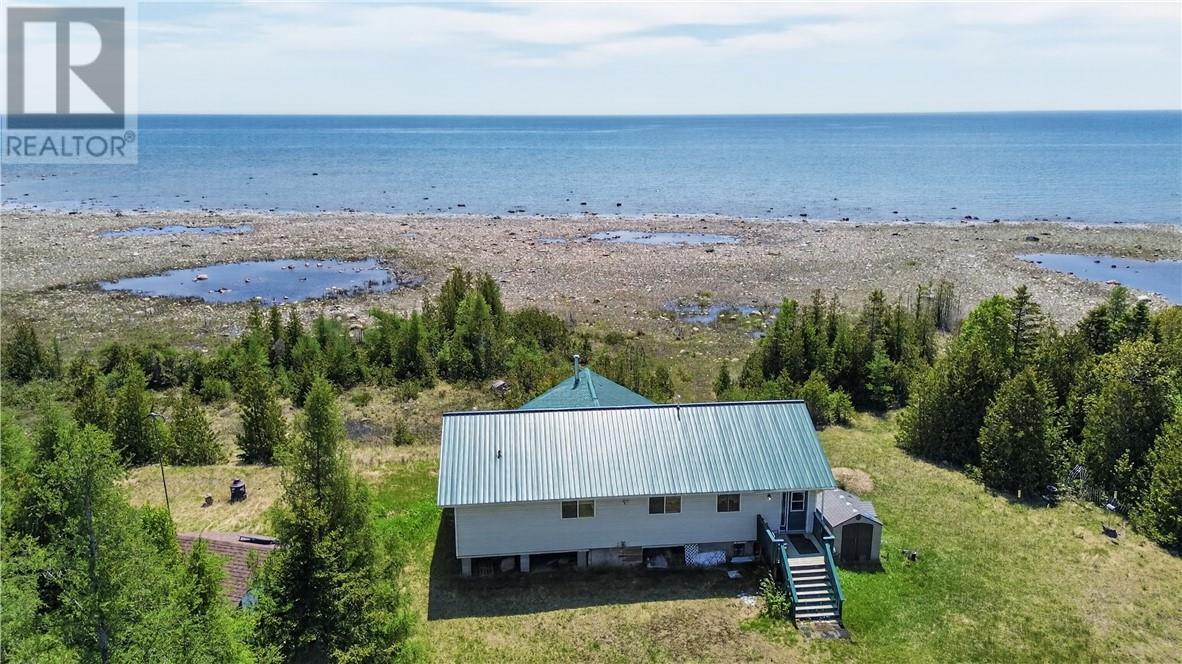 












520 Fire Hall Road

,
Providence Bay, Manitoulin Island,




Ontario
P0P1T0

