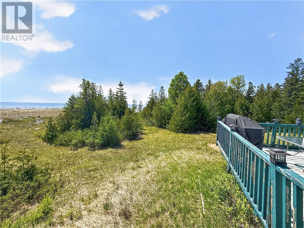 












520 Fire Hall Road

,
Providence Bay, Manitoulin Island,




Ontario
P0P1T0

