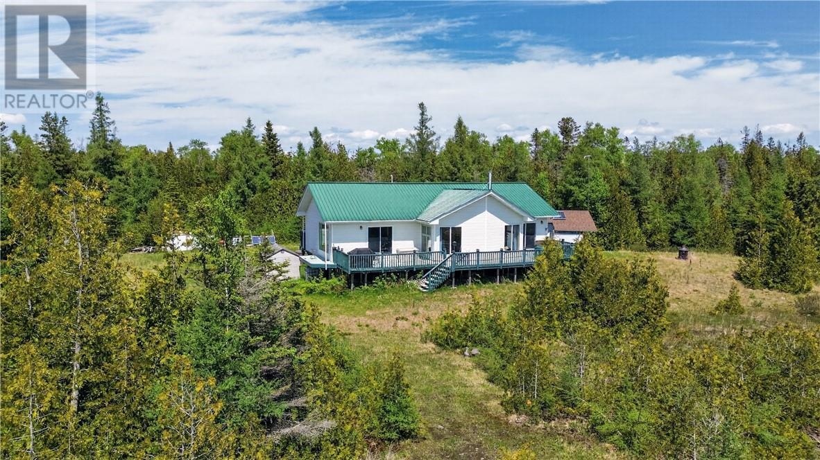 












520 Fire Hall Road

,
Providence Bay, Manitoulin Island,




Ontario
P0P1T0

