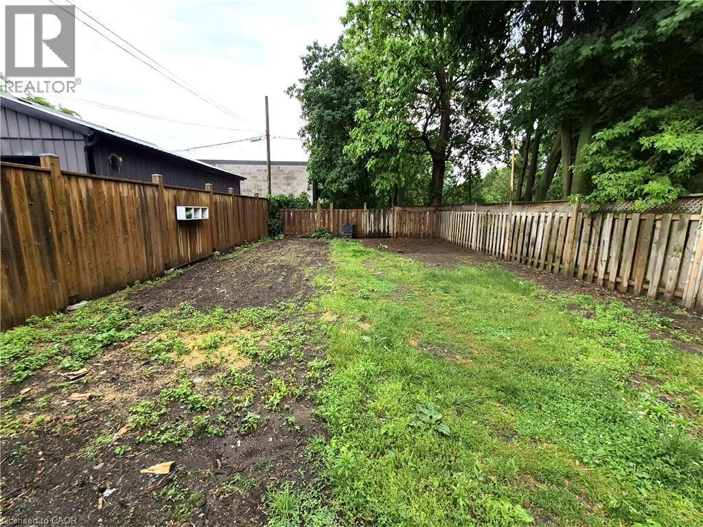 












119 NORFOLK Street S

,
Simcoe,




Ontario
N3Y2W3

