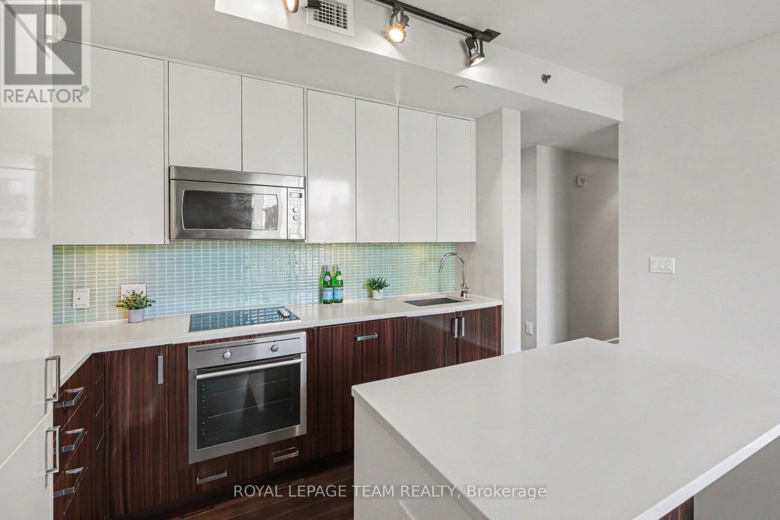 












310 - 300 LISGAR STREET E

,
Ottawa,




Ontario
K2P0E2

