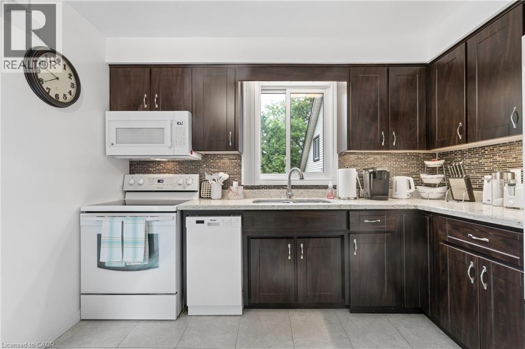 












406 IRONWOOD Road

,
Guelph,




Ontario
N1G3N8

