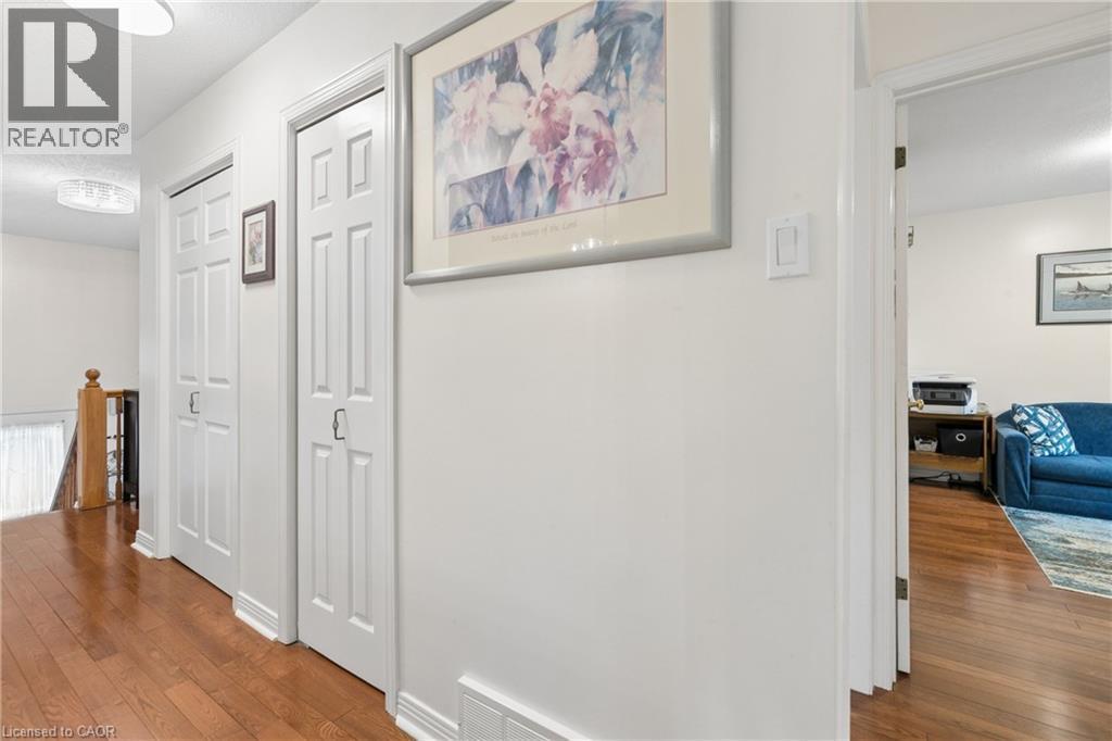 












406 IRONWOOD Road

,
Guelph,




Ontario
N1G3N8

