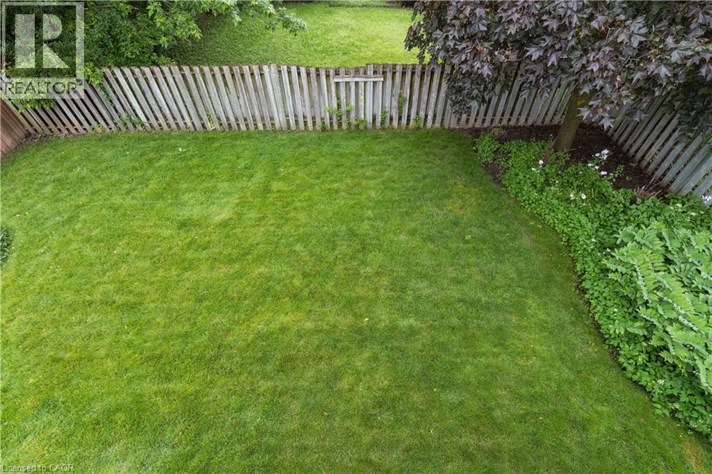 












406 IRONWOOD Road

,
Guelph,




Ontario
N1G3N8

