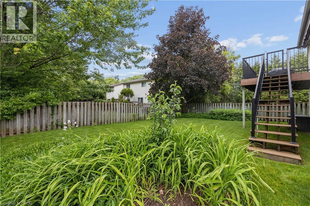 












406 IRONWOOD Road

,
Guelph,




Ontario
N1G3N8

