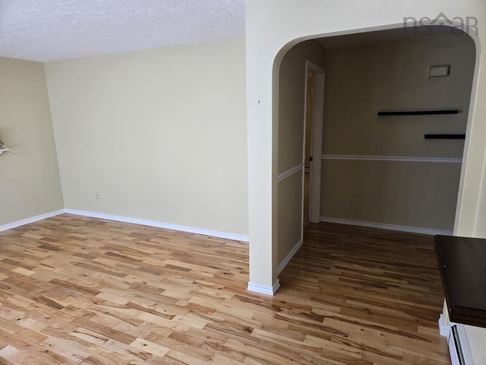 












42 McLean Street

,
Truro,




NS
B2N 4V9

