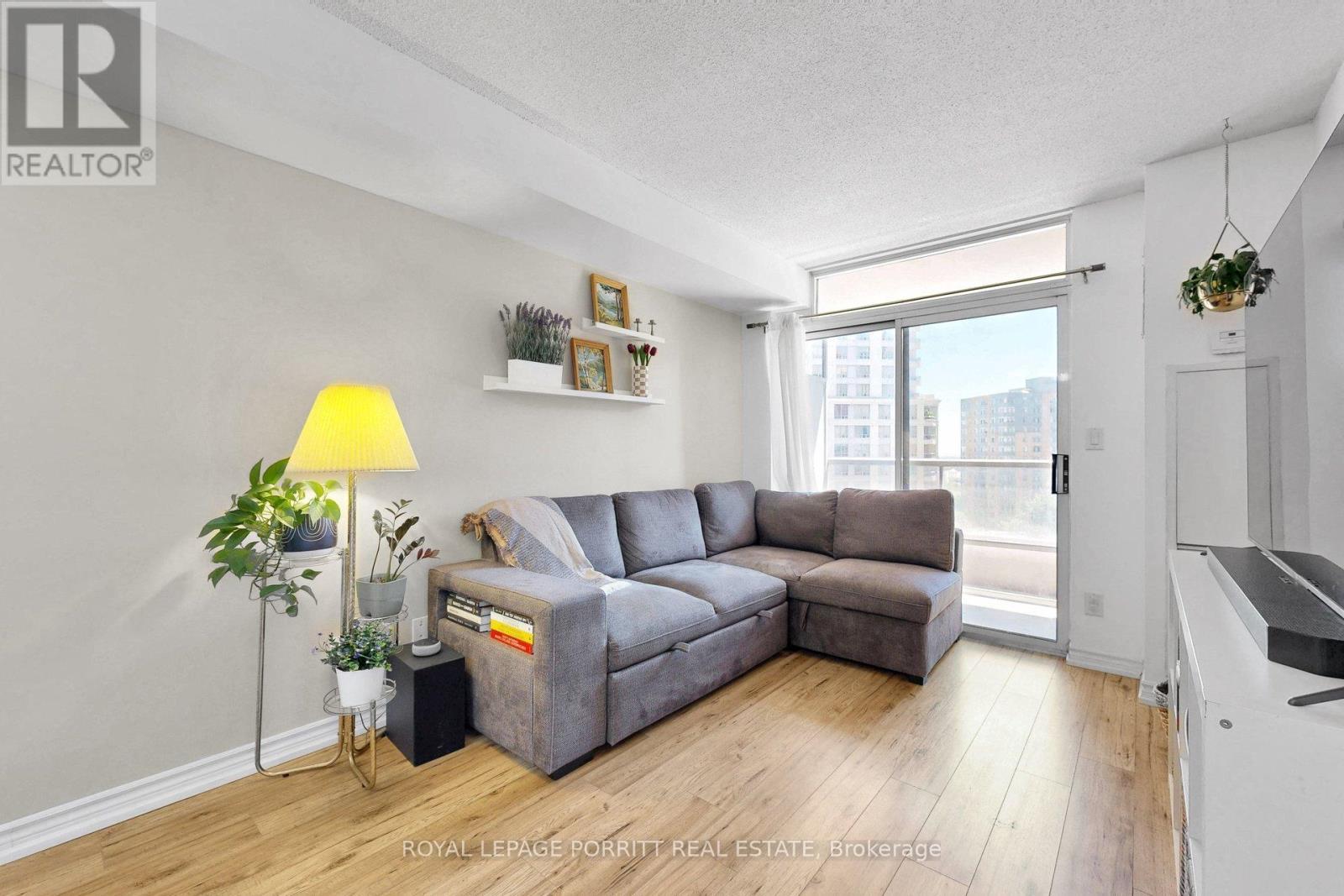 












927 - 3888 DUKE OF YORK BOULEVARD

,
Mississauga,




Ontario
L5A4P5

