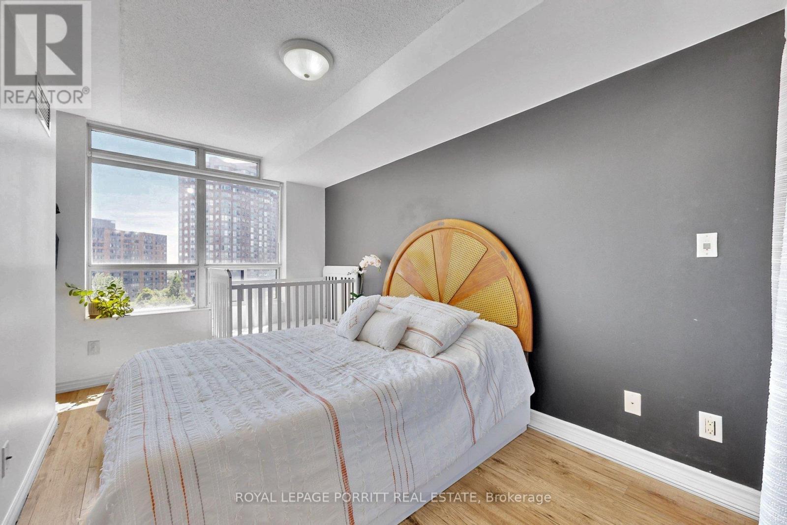 












927 - 3888 DUKE OF YORK BOULEVARD

,
Mississauga,




Ontario
L5A4P5

