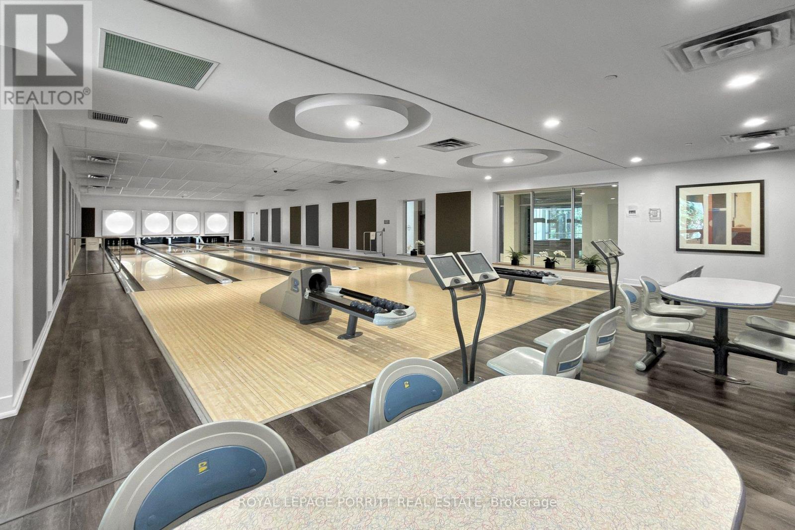 












927 - 3888 DUKE OF YORK BOULEVARD

,
Mississauga,




Ontario
L5A4P5

