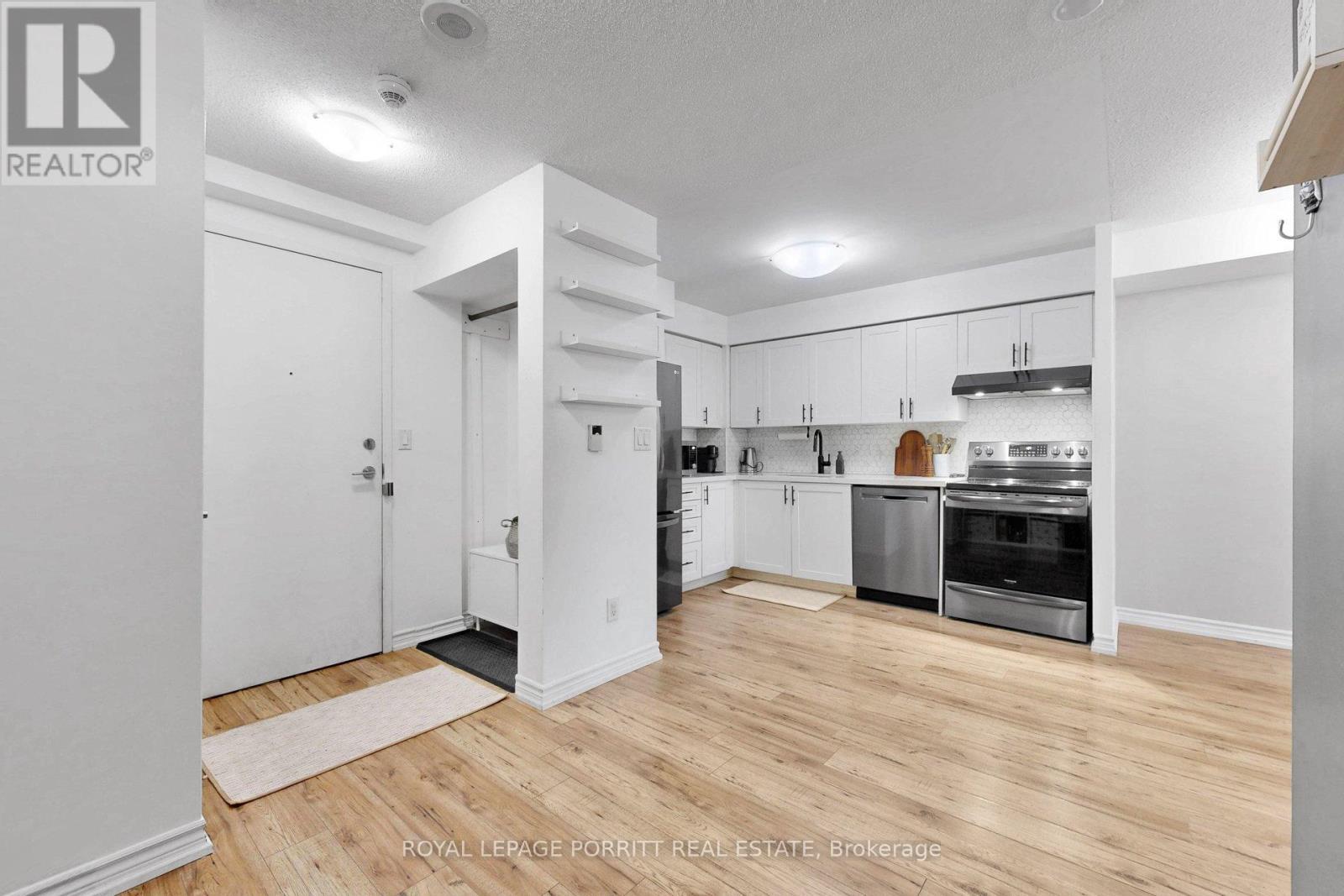 












927 - 3888 DUKE OF YORK BOULEVARD

,
Mississauga,




Ontario
L5A4P5

