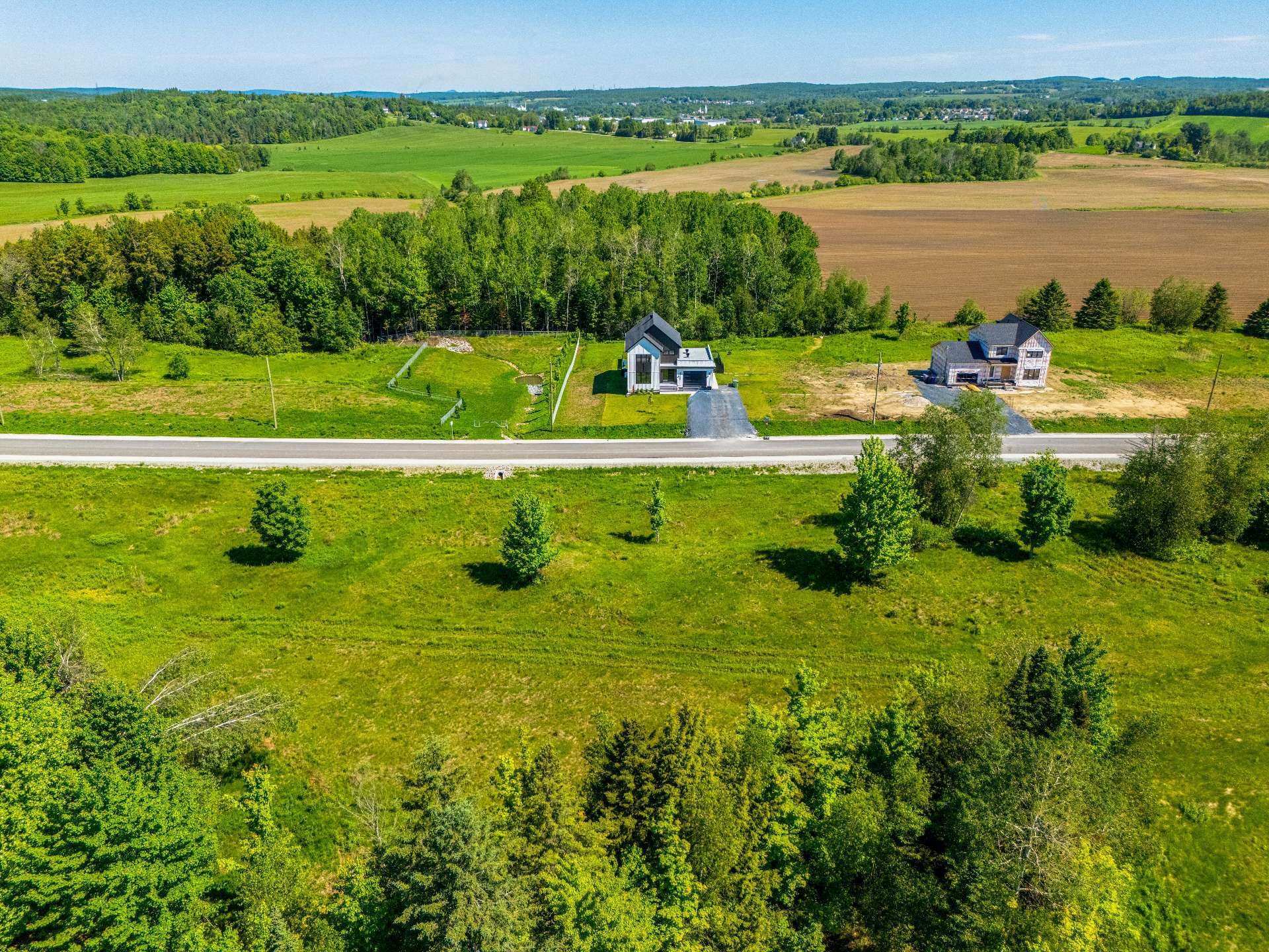 












Rue Étienne-Desmarteau

, LOT 31,
Sherbrooke (Brompton/Rock Forest/Saint-Élie/Deauville),







QC
J1H0A7

