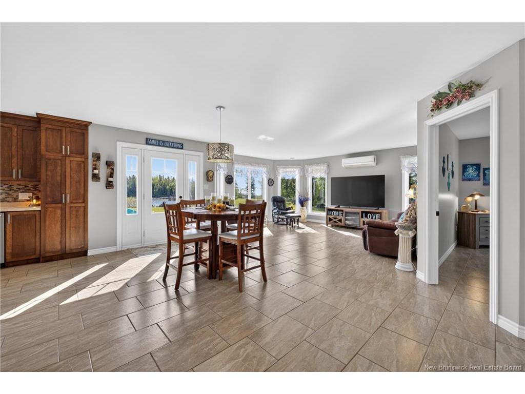 









40


Island View

LANE,
Sea Side,




NB
E8G 0A8

