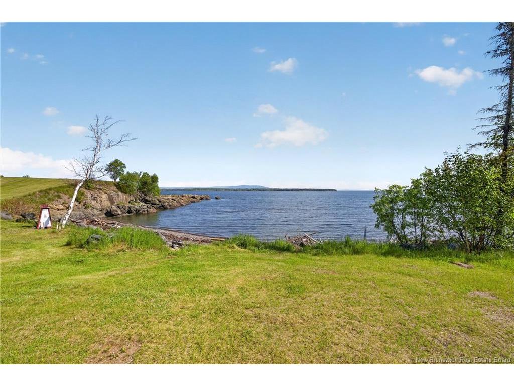 









40


Island View

LANE,
Sea Side,




NB
E8G 0A8

