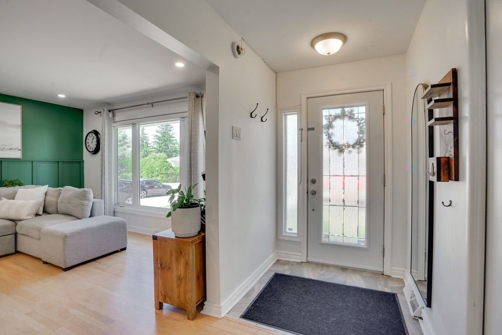 









442


Rue Vallières

,
Gatineau (Gatineau),




QC
J8P6W4

