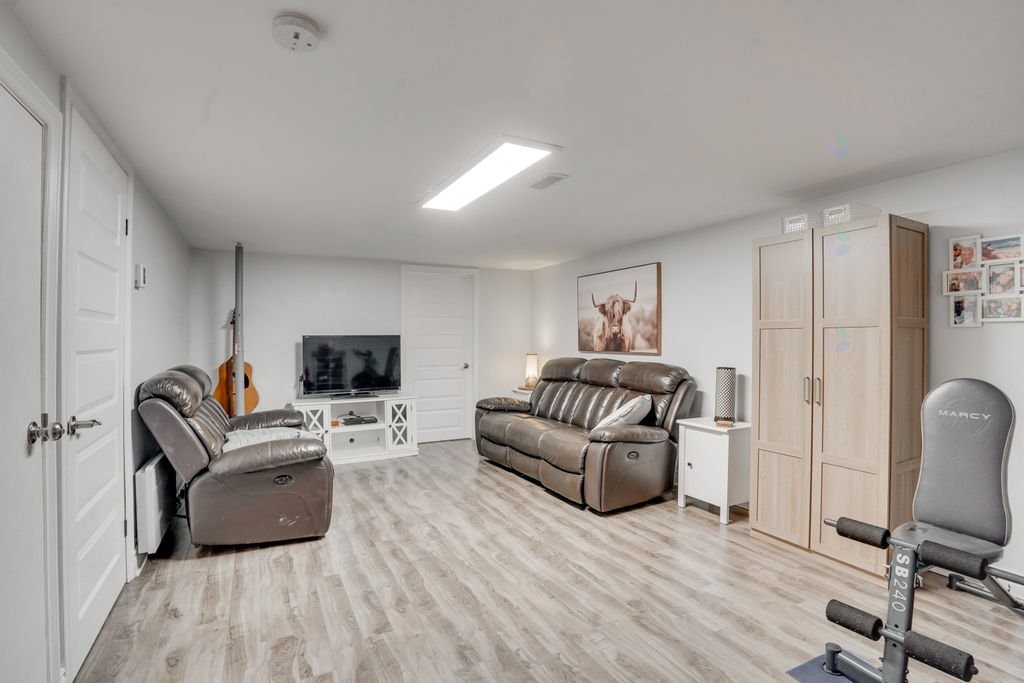 









442


Rue Vallières

,
Gatineau (Gatineau),




QC
J8P6W4

