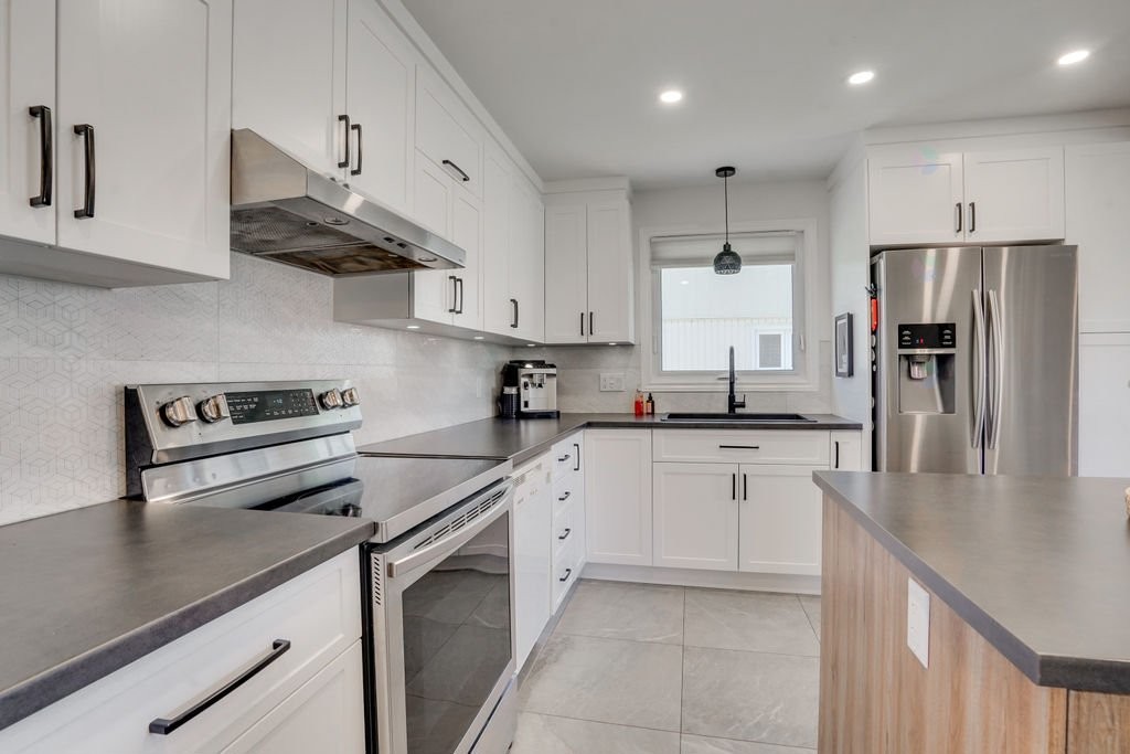 









442


Rue Vallières

,
Gatineau (Gatineau),




QC
J8P6W4


