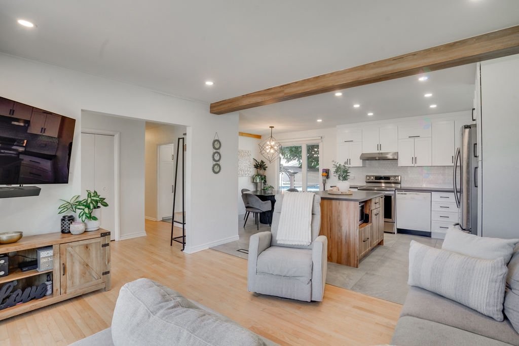 









442


Rue Vallières

,
Gatineau (Gatineau),




QC
J8P6W4

