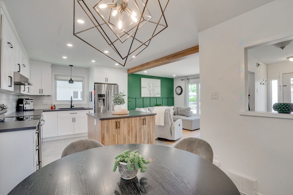 









442


Rue Vallières

,
Gatineau (Gatineau),




QC
J8P6W4

